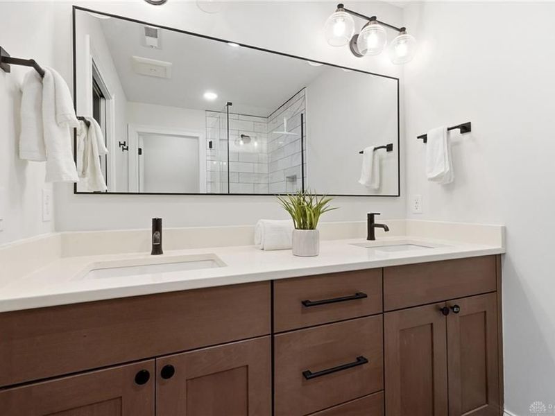 3847 Drake Avenue, Cincinnati, OH 45209 Photo 38