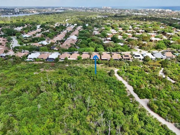 316 River Edge Road, Jupiter, FL 33477