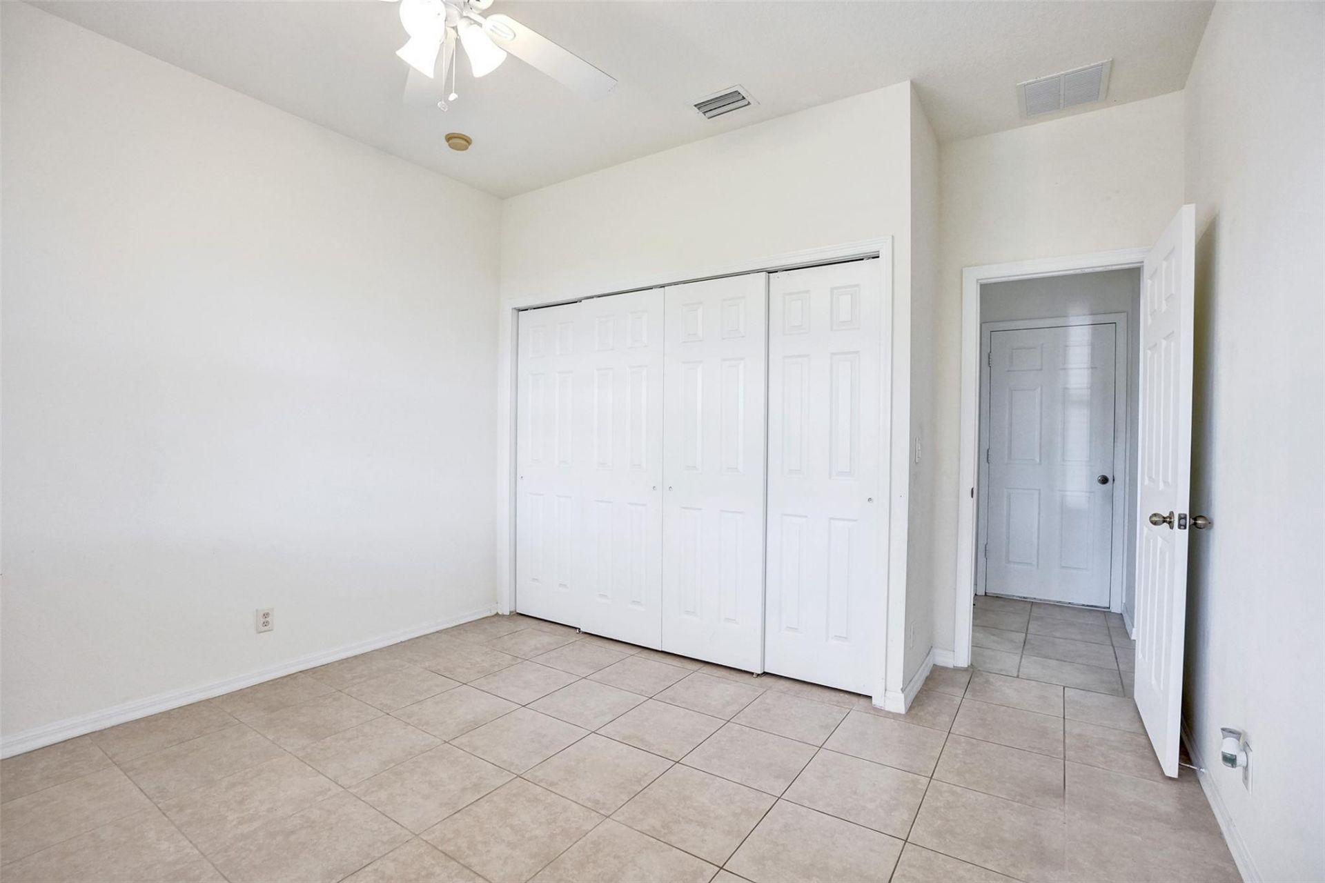 864 SW Java Avenue, Port Saint Lucie, FL 34953 Photo