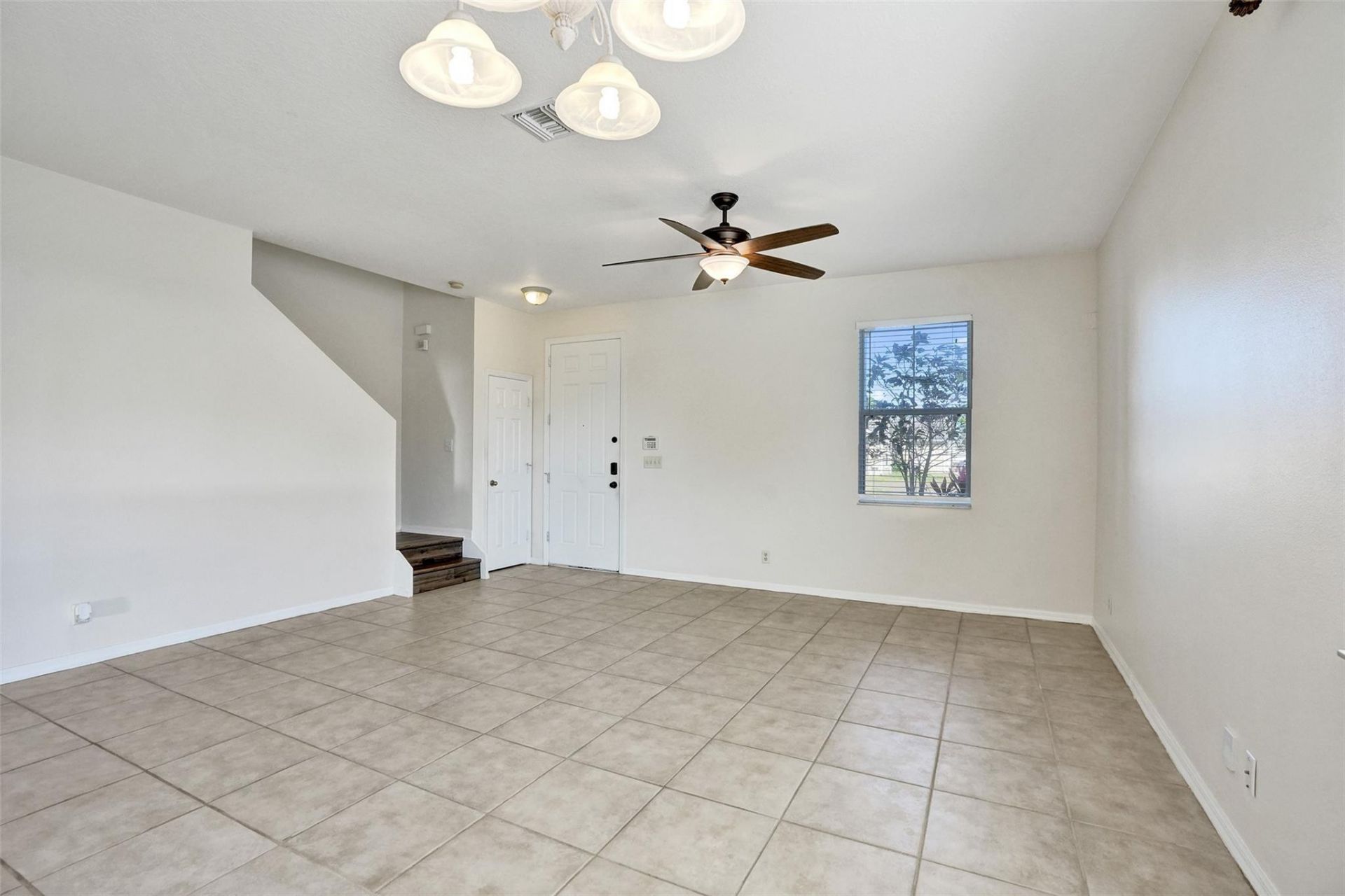 864 SW Java Avenue, Port Saint Lucie, FL 34953 Photo