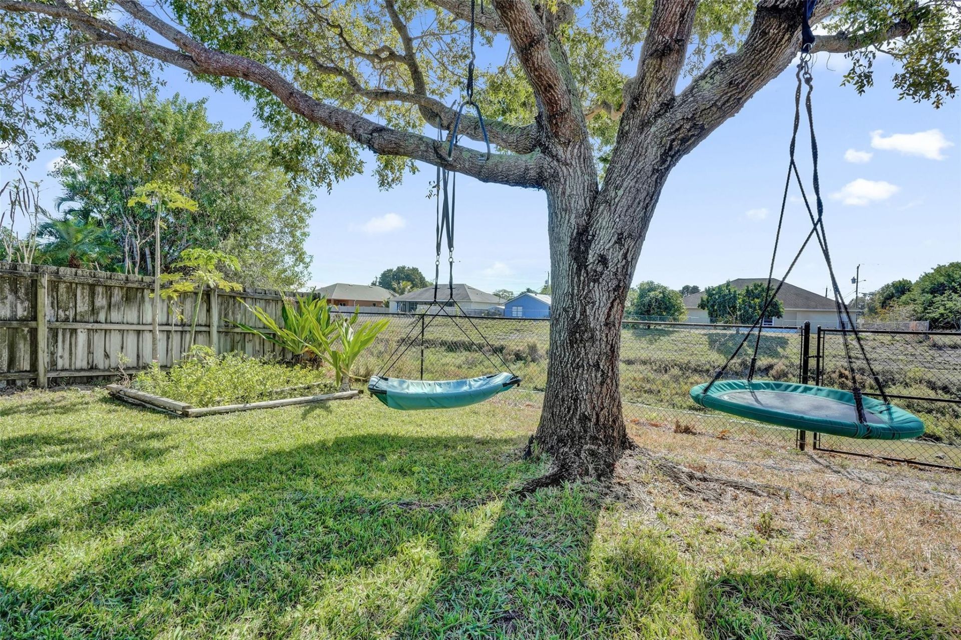 864 SW Java Avenue, Port Saint Lucie, FL 34953 Photo