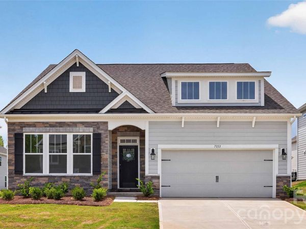 7153 Sylvan Retreat Drive, Denver, NC 28037