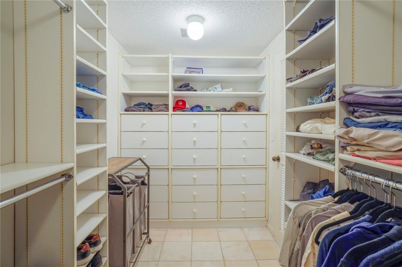 1255 N Gulfstream Avenue, Unit 1407, Sarasota, FL 34236 Photo