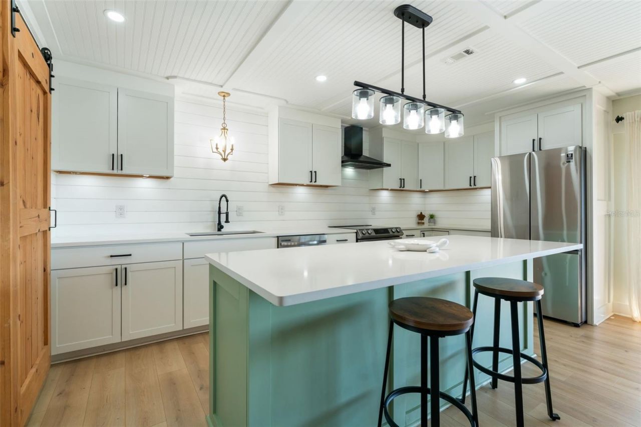 724 115th Avenue N, Unit 2202, Saint Petersburg, FL 33716 Photo