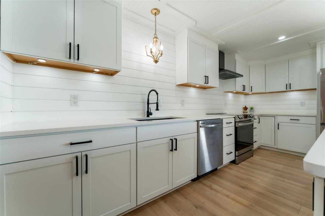 724 115th Avenue N, Unit 2202, Saint Petersburg, FL 33716 Photo