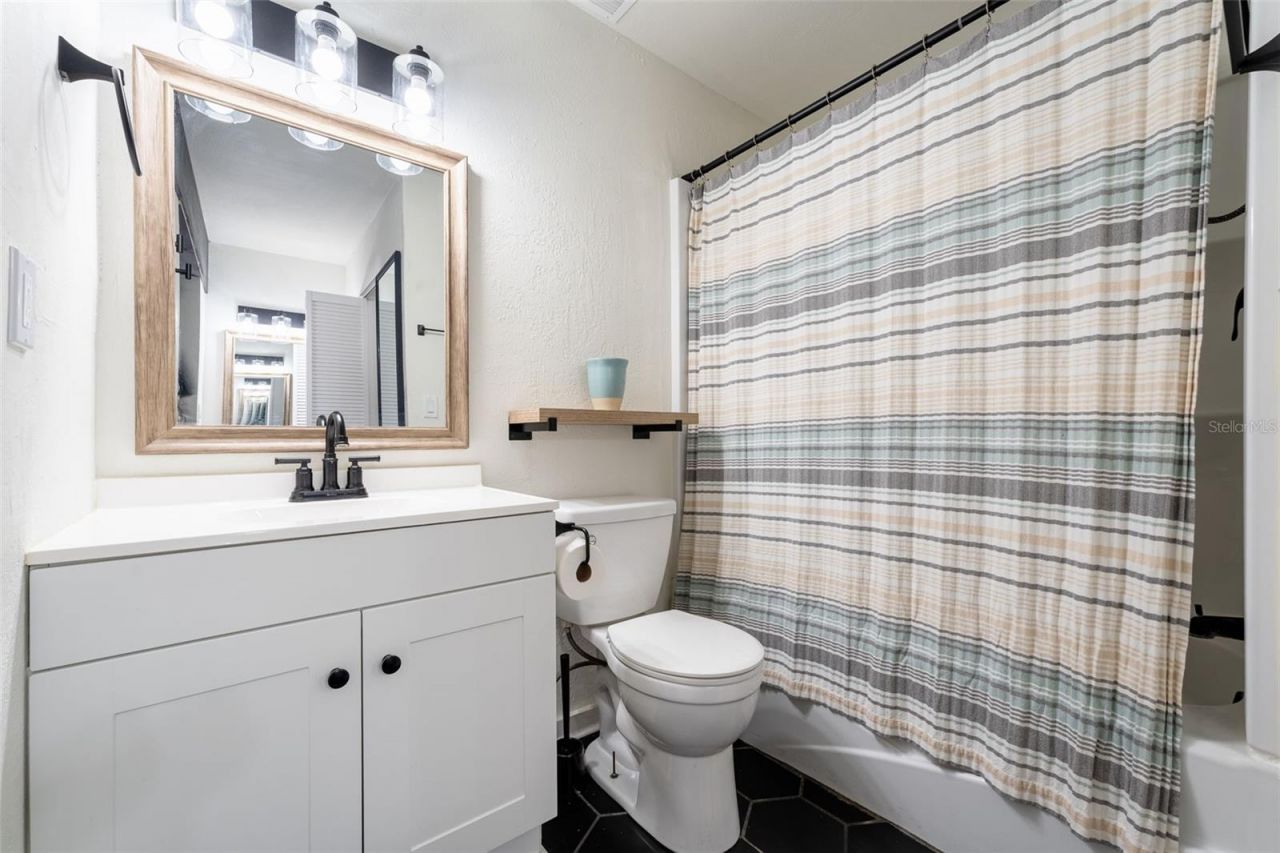 724 115th Avenue N, Unit 2202, Saint Petersburg, FL 33716 Photo