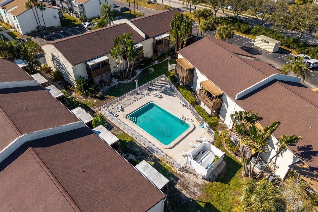 724 115th Avenue N, Unit 2202, Saint Petersburg, FL 33716 Photo