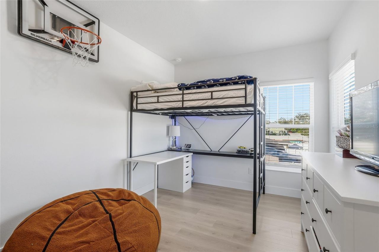 441 42nd Avenue Ne, Saint Petersburg, FL 33703 Photo