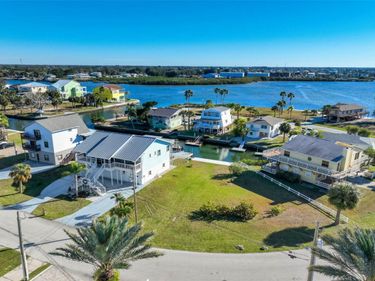 6424 DRIFTWOOD DRIVE, HUDSON, FL 34667