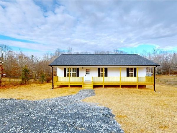 4700 Beau Court , Trinity, NC 27370