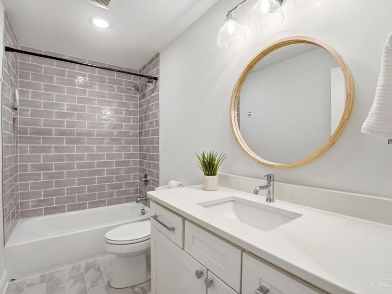 3847 Drake Avenue, Cincinnati, OH 45209 Photo 43