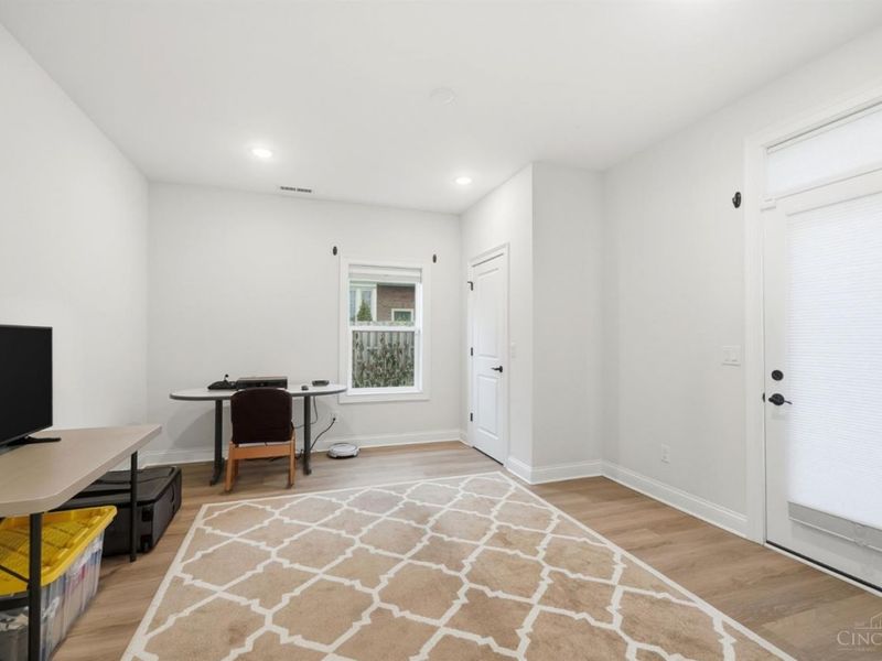 3847 Drake Avenue, Cincinnati, OH 45209 Photo 49