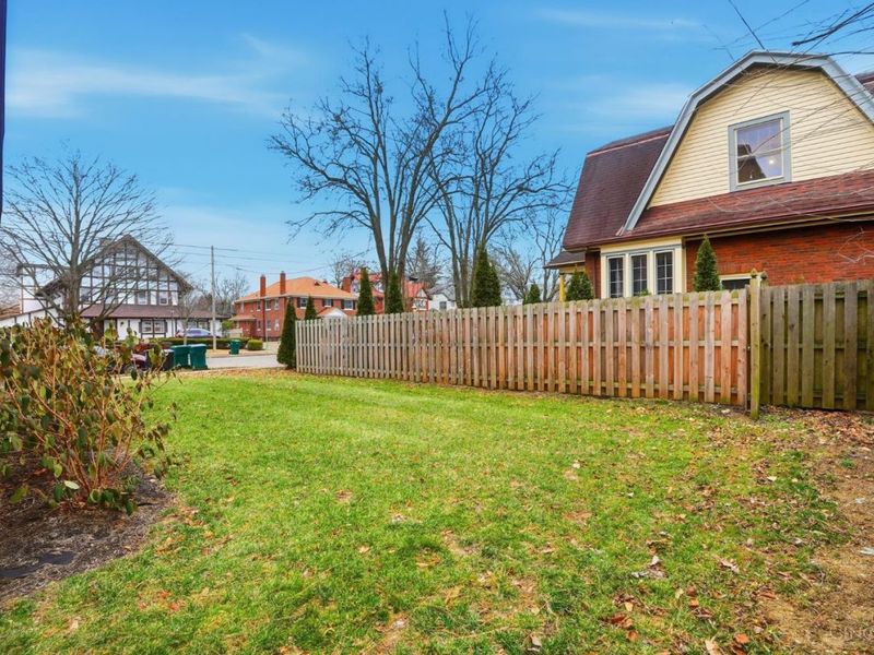 3847 Drake Avenue, Cincinnati, OH 45209 Photo 61