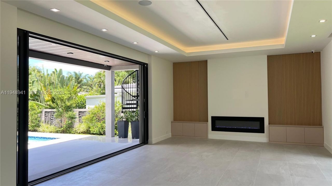 801 SE 11th Ct, Fort Lauderdale, FL 33316 Photo