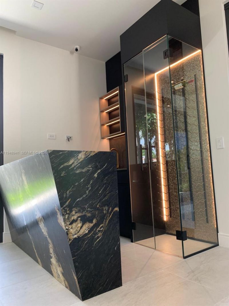 801 SE 11th Ct, Fort Lauderdale, FL 33316 Photo