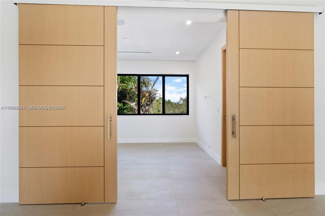 801 SE 11th Ct, Fort Lauderdale, FL 33316 Photo