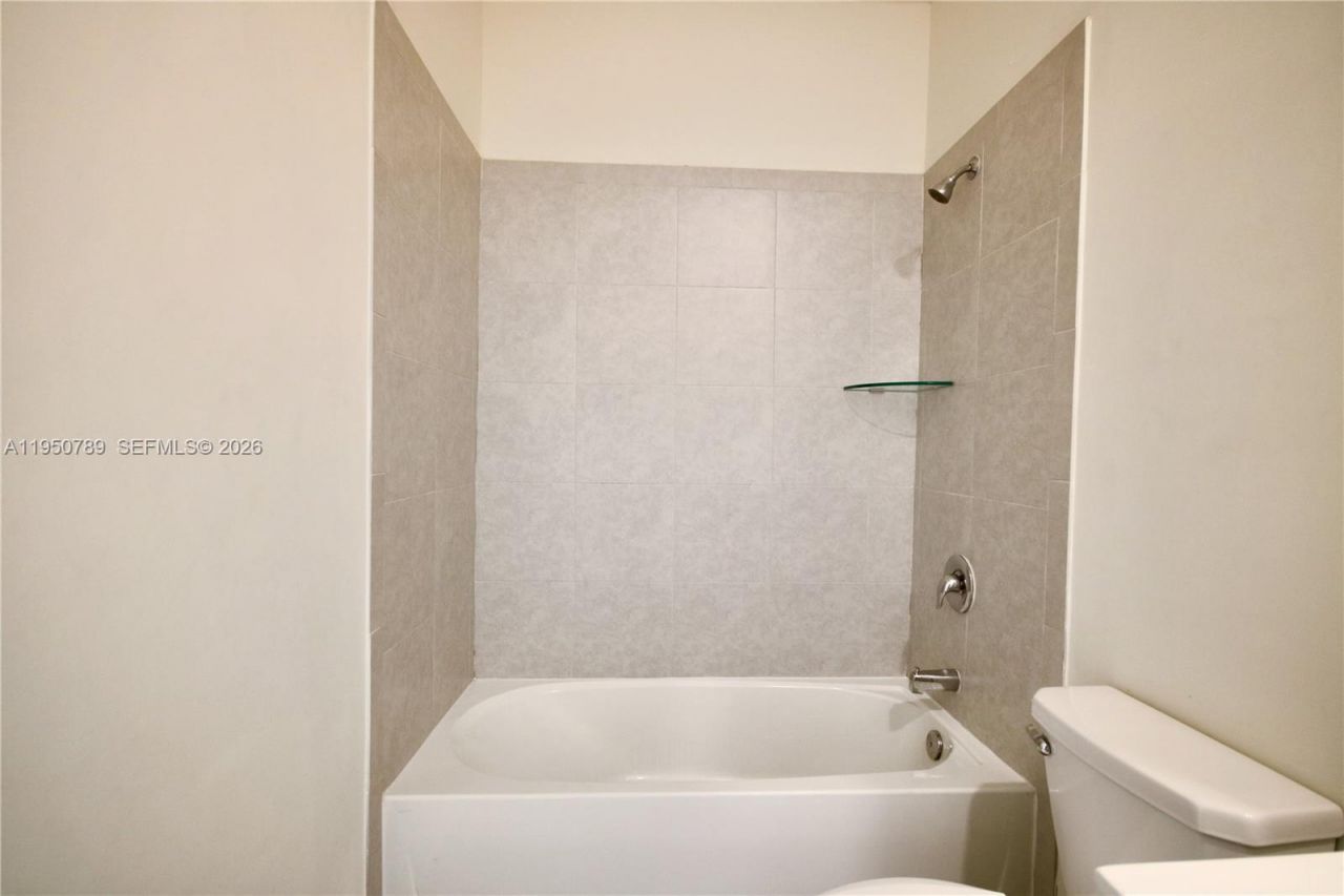 3408 W 111th Pl, Hialeah, FL 33018 Photo