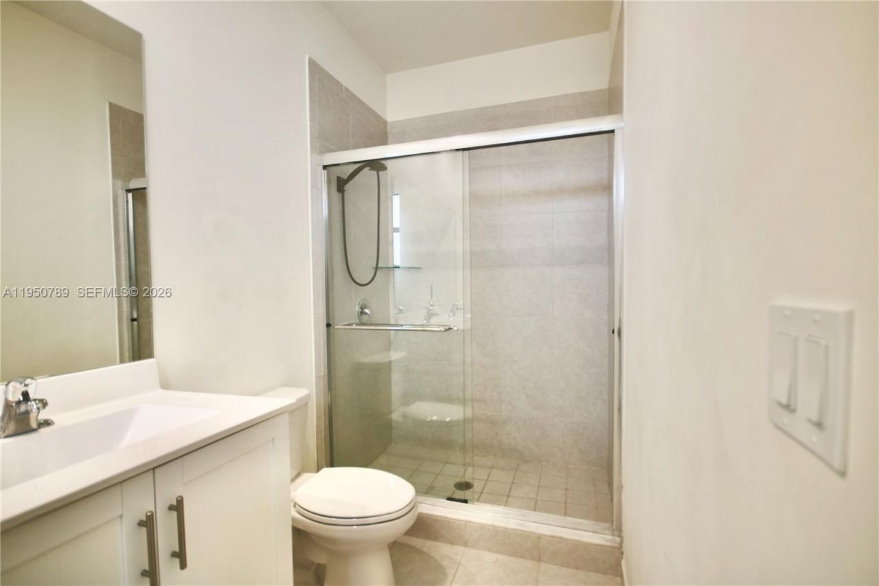 3408 W 111th Pl, Hialeah, FL 33018 Photo