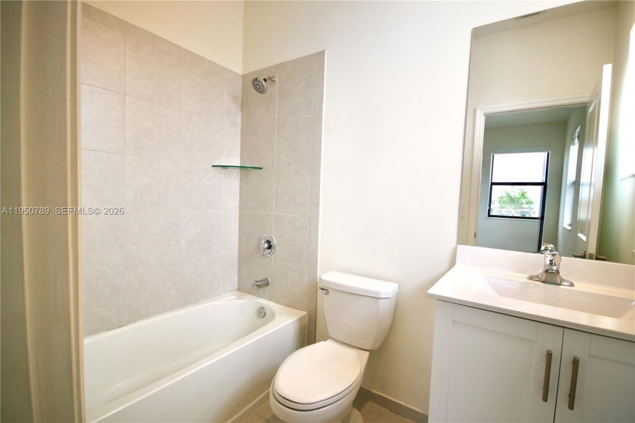 3408 W 111th Pl, Hialeah, FL 33018 Photo