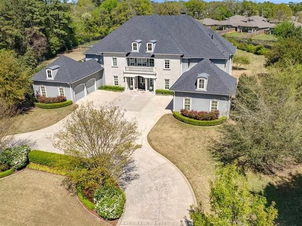 6090 Graemont Boulevard , Tyler, TX 75703