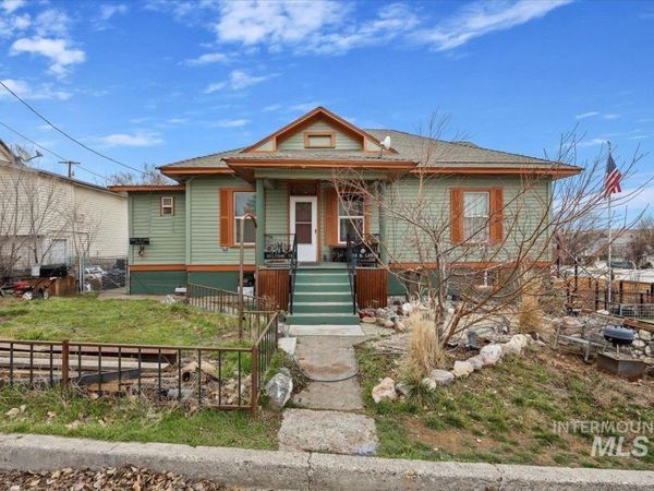 410 N Logan, Glenns Ferry, ID 83623