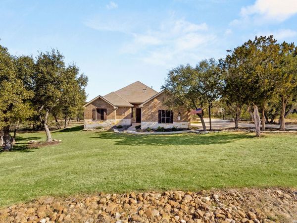880 Haven Point, New Braunfels, TX 78132
