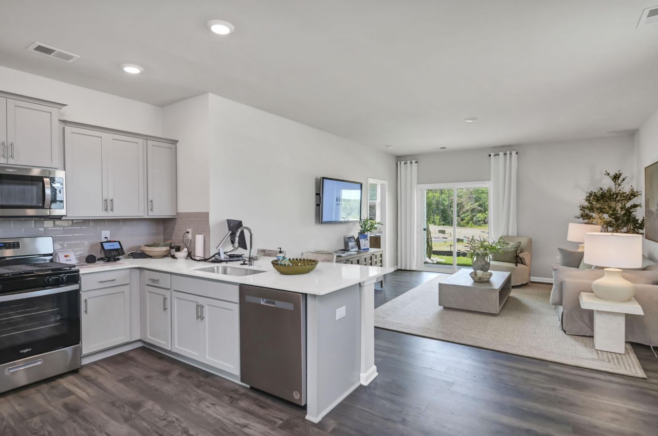 138 Tahoe Drive Photo 8