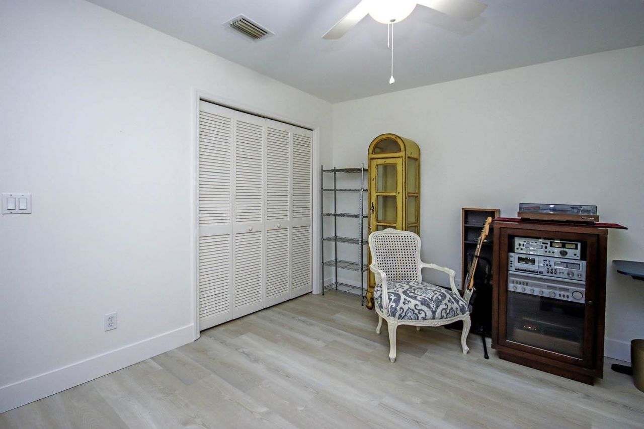 1890 Farm Trl, Sanibel, FL 33957 Photo