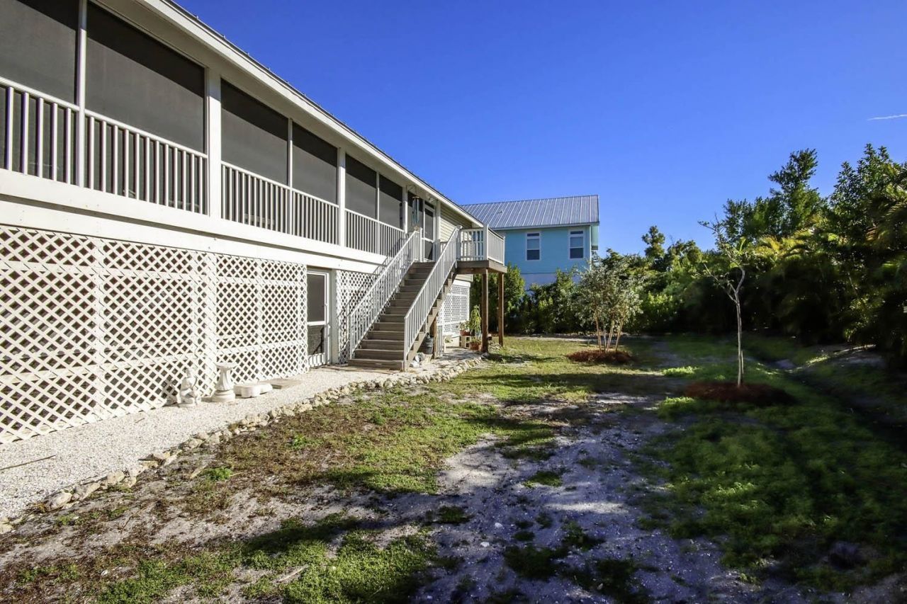 1890 Farm Trl, Sanibel, FL 33957 Photo