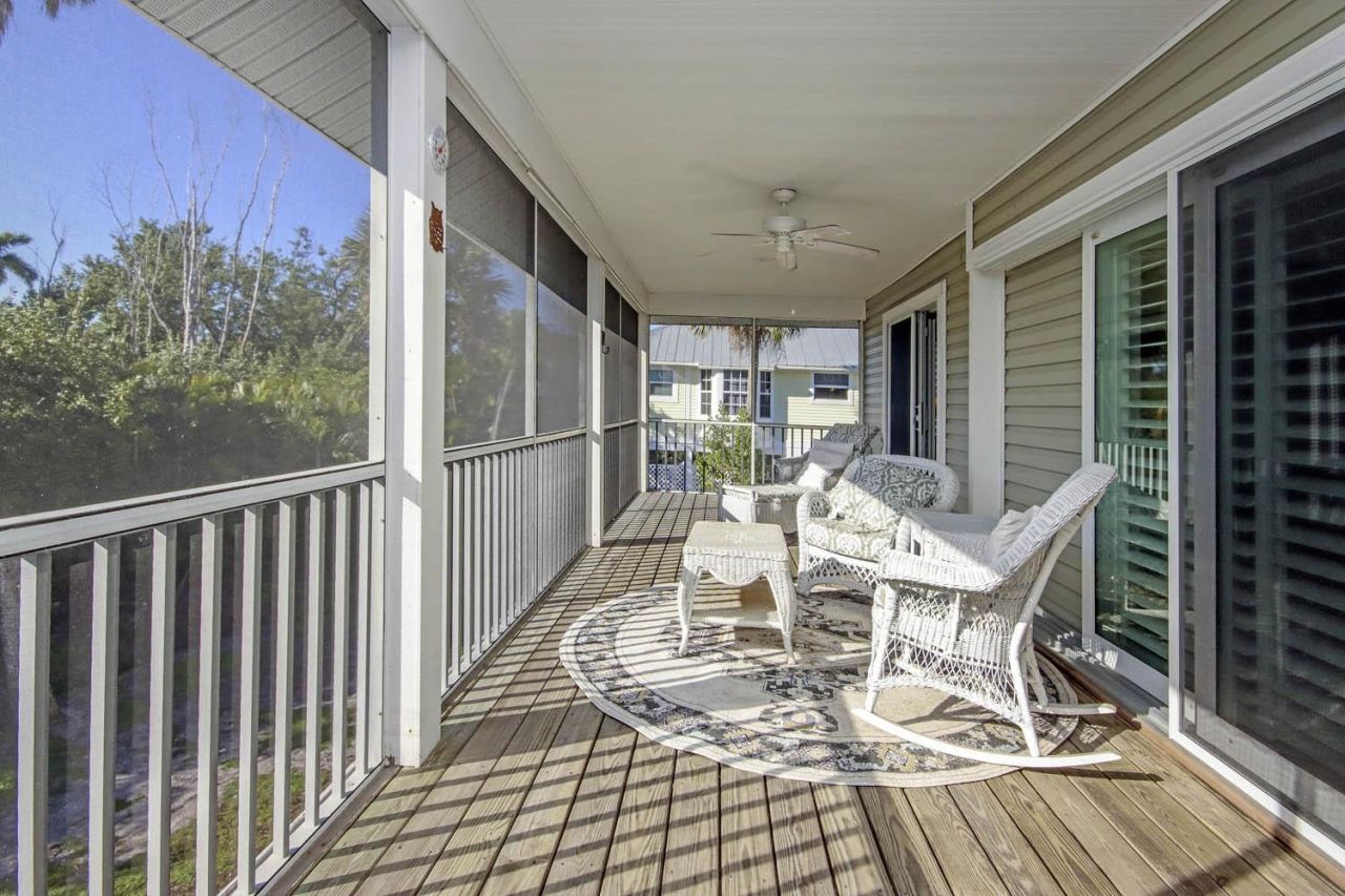 1890 Farm Trl, Sanibel, FL 33957 Photo