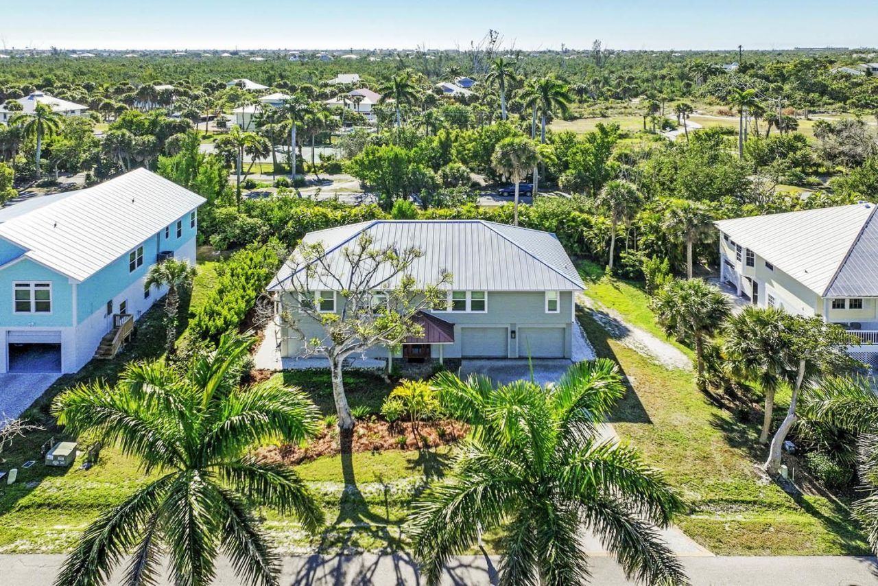 1890 Farm Trl, Sanibel, FL 33957 Photo