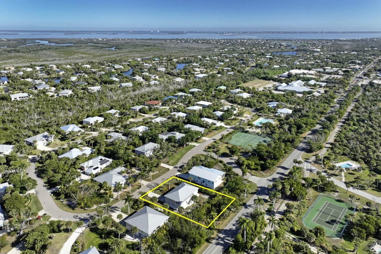 1890 Farm Trl, Sanibel, FL 33957 Photo