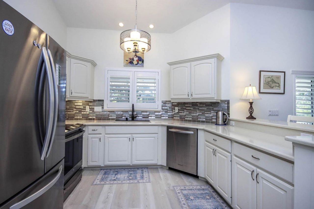 1890 Farm Trl, Sanibel, FL 33957 Photo