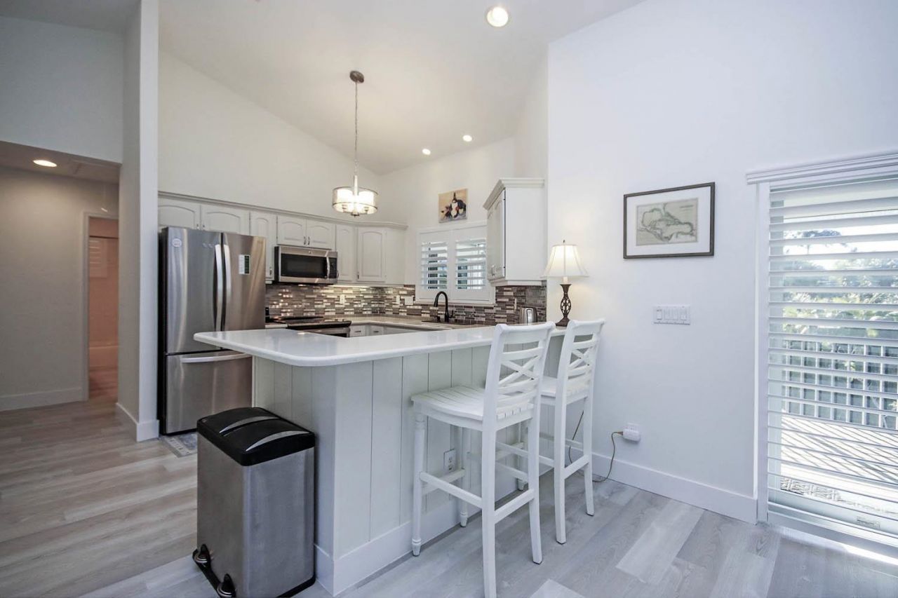 1890 Farm Trl, Sanibel, FL 33957 Photo