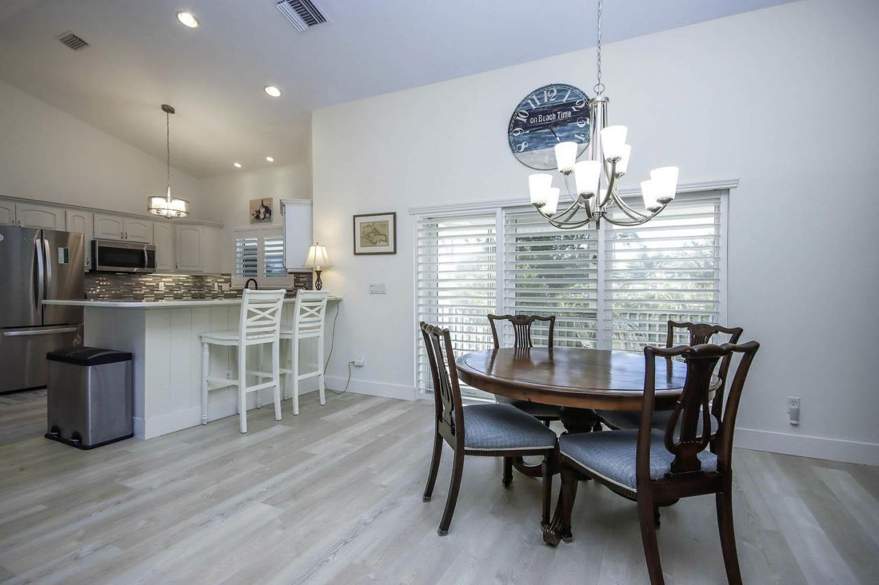 1890 Farm Trl, Sanibel, FL 33957 Photo