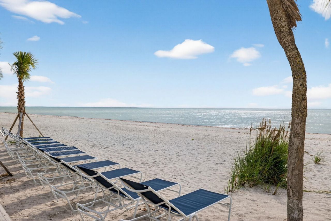 2445 W Gulf Dr, Unit 6B, Sanibel, FL 33957 Photo