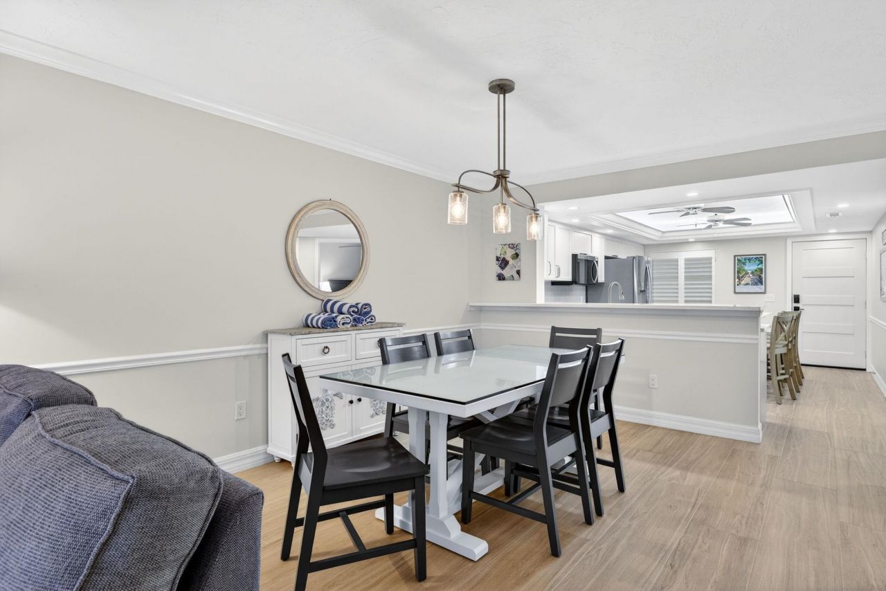 2445 W Gulf Dr, Unit 6B, Sanibel, FL 33957 Photo