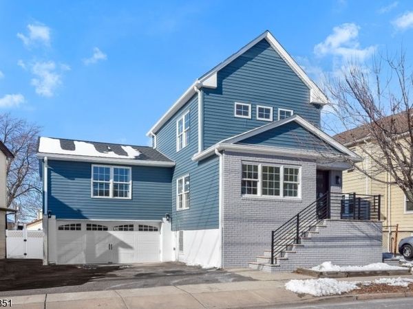 715 Stuyvesant Ave, Lyndhurst, NJ 07071