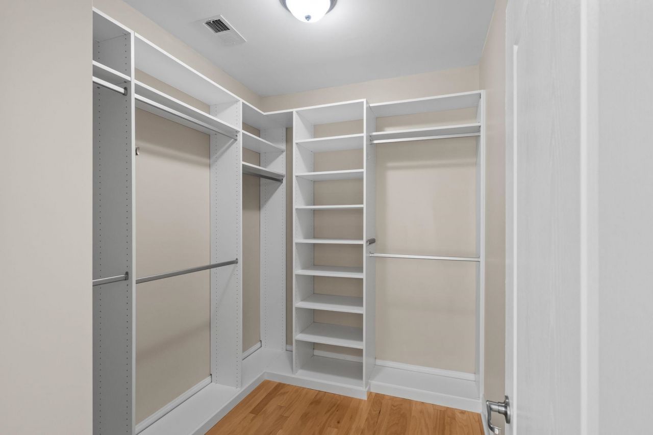 967 Henry James Dr. Photo 21