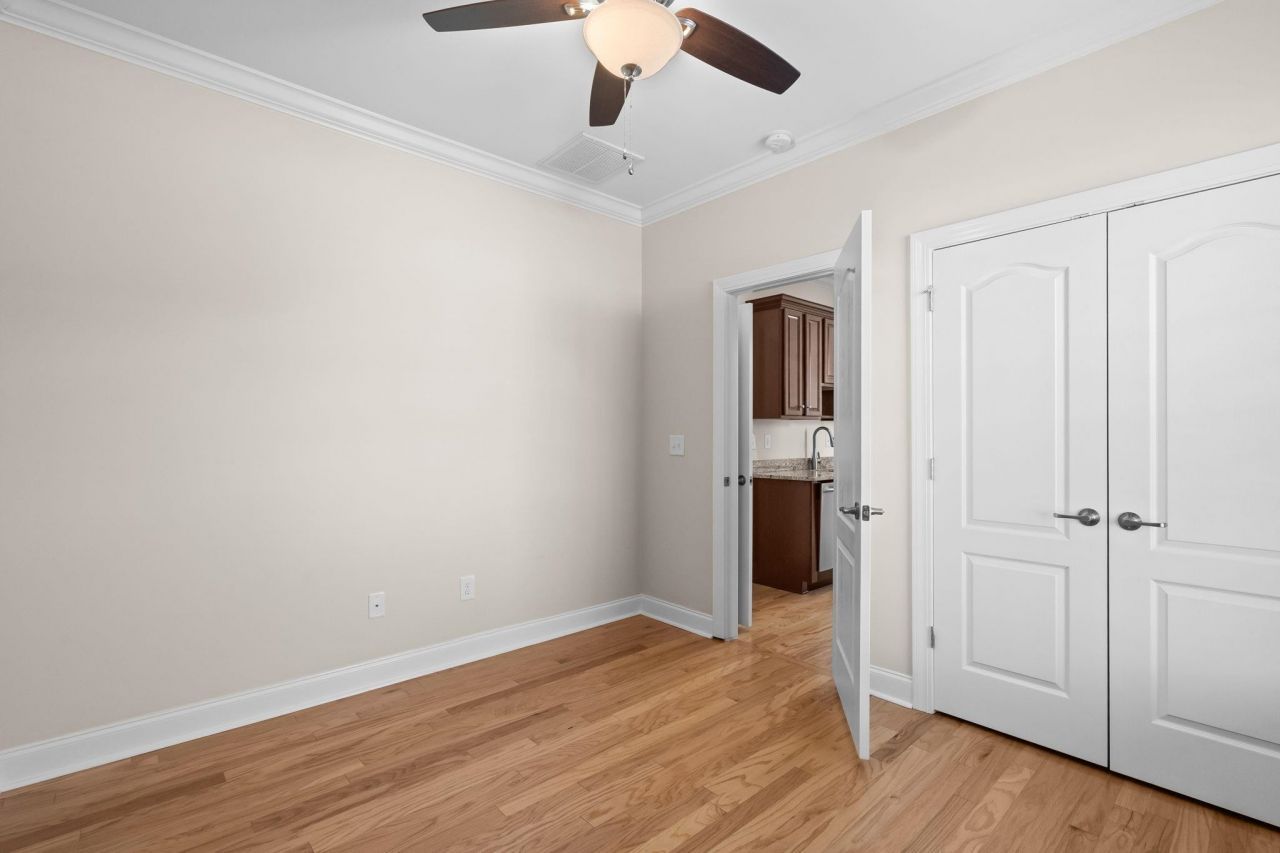 967 Henry James Dr. Photo 30