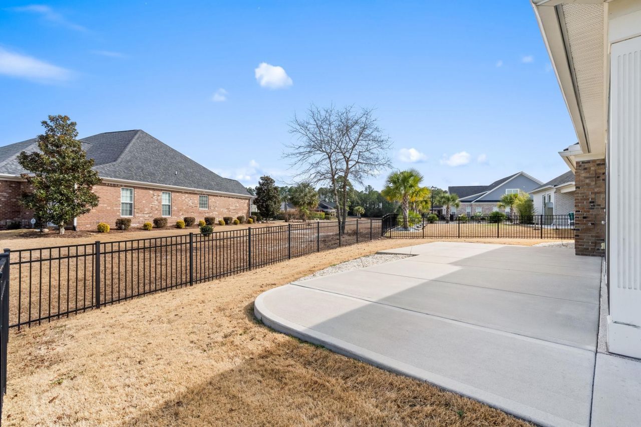 967 Henry James Dr. Photo 32