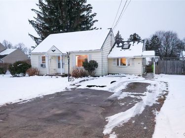 305 Hyland Drive, Syracuse, NY 13212