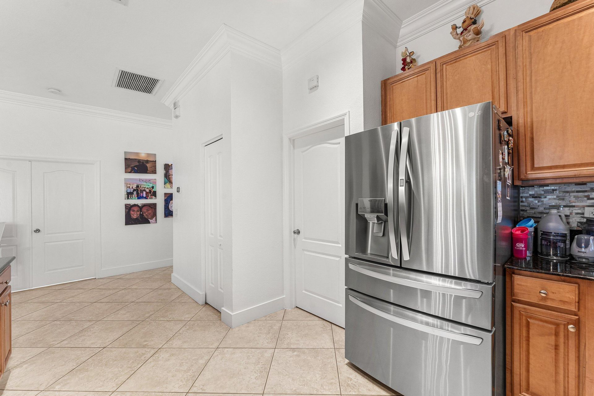 139 Berenger Walk, Royal Palm Beach, FL 33414 Photo