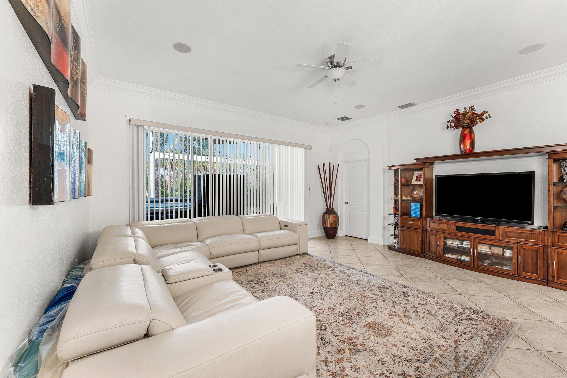 139 Berenger Walk, Royal Palm Beach, FL 33414 Photo