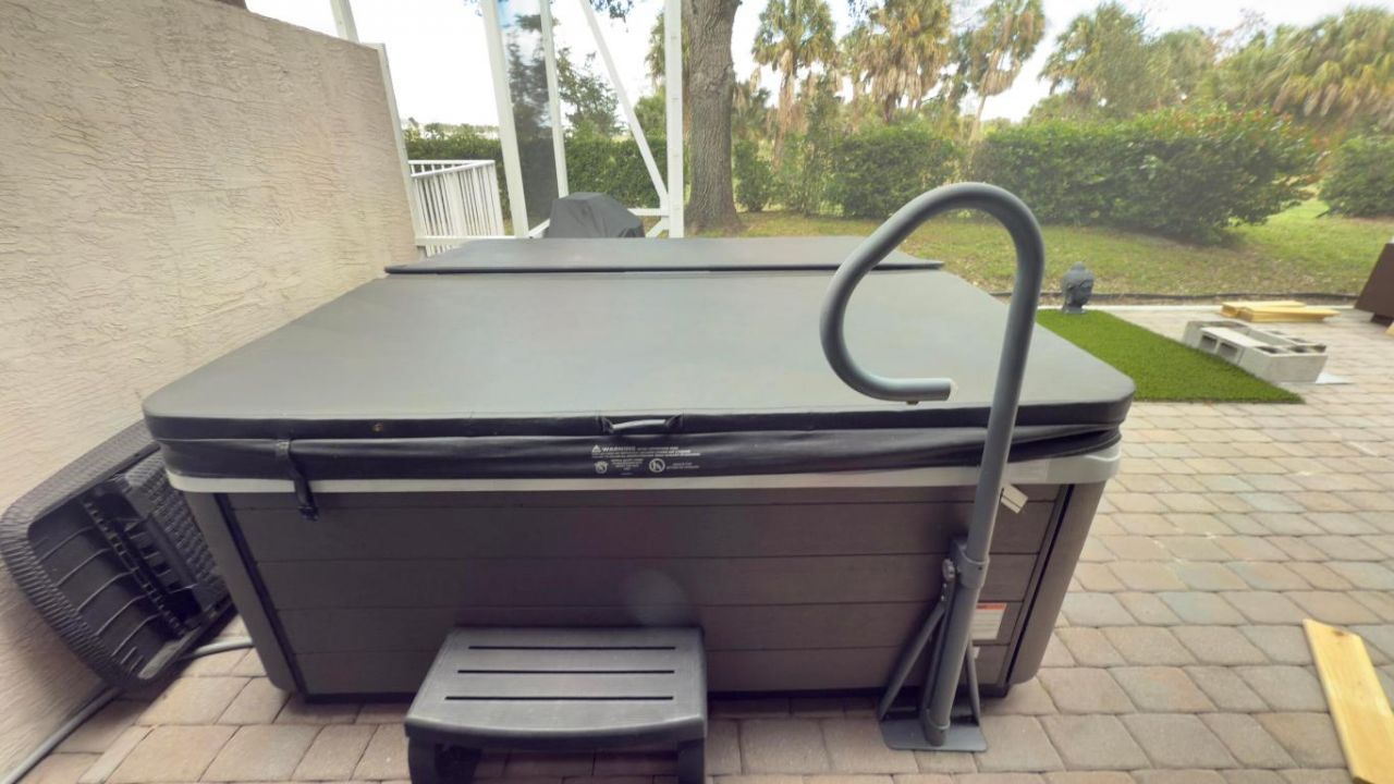 139 Berenger Walk, Royal Palm Beach, FL 33414 Photo