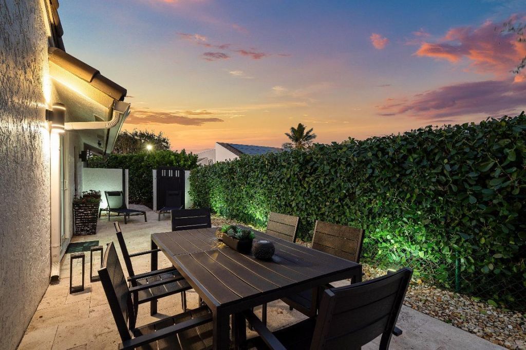 2105 NW 12th Street, Delray Beach, FL 33445 Photo