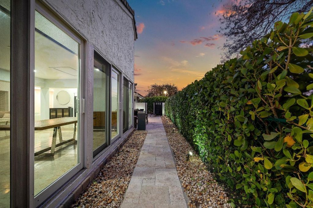 2105 NW 12th Street, Delray Beach, FL 33445 Photo