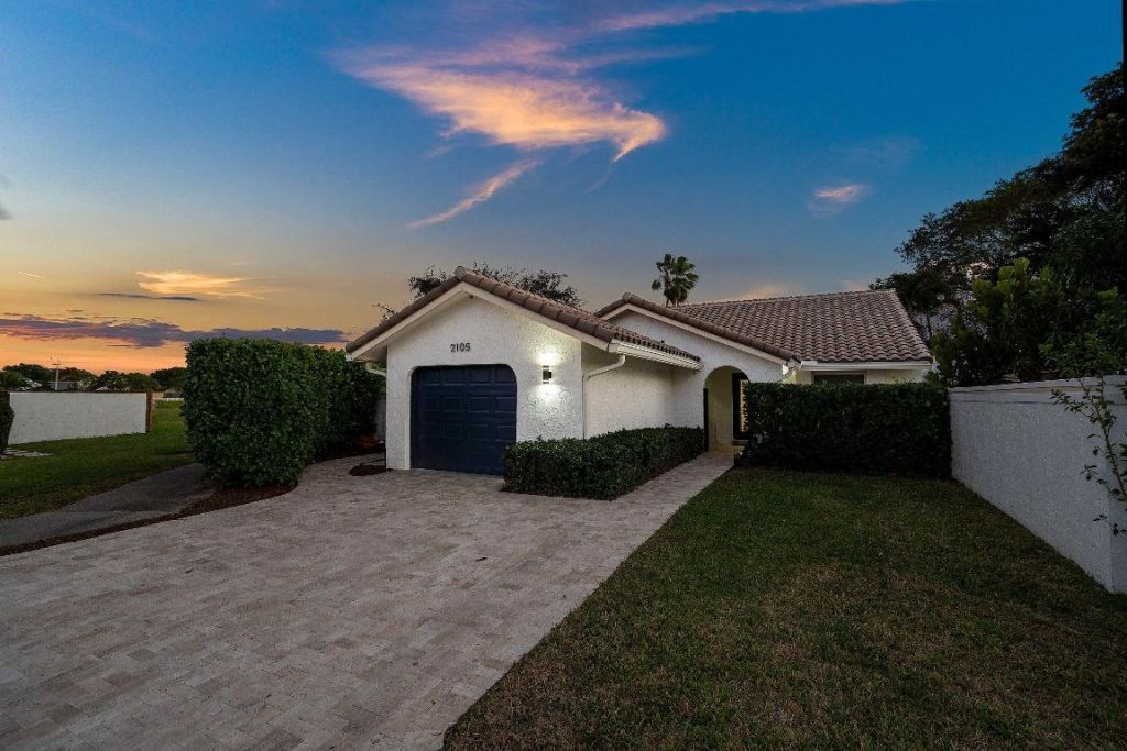 2105 NW 12th Street, Delray Beach, FL 33445 Photo