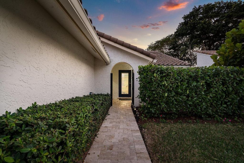 2105 NW 12th Street, Delray Beach, FL 33445 Photo