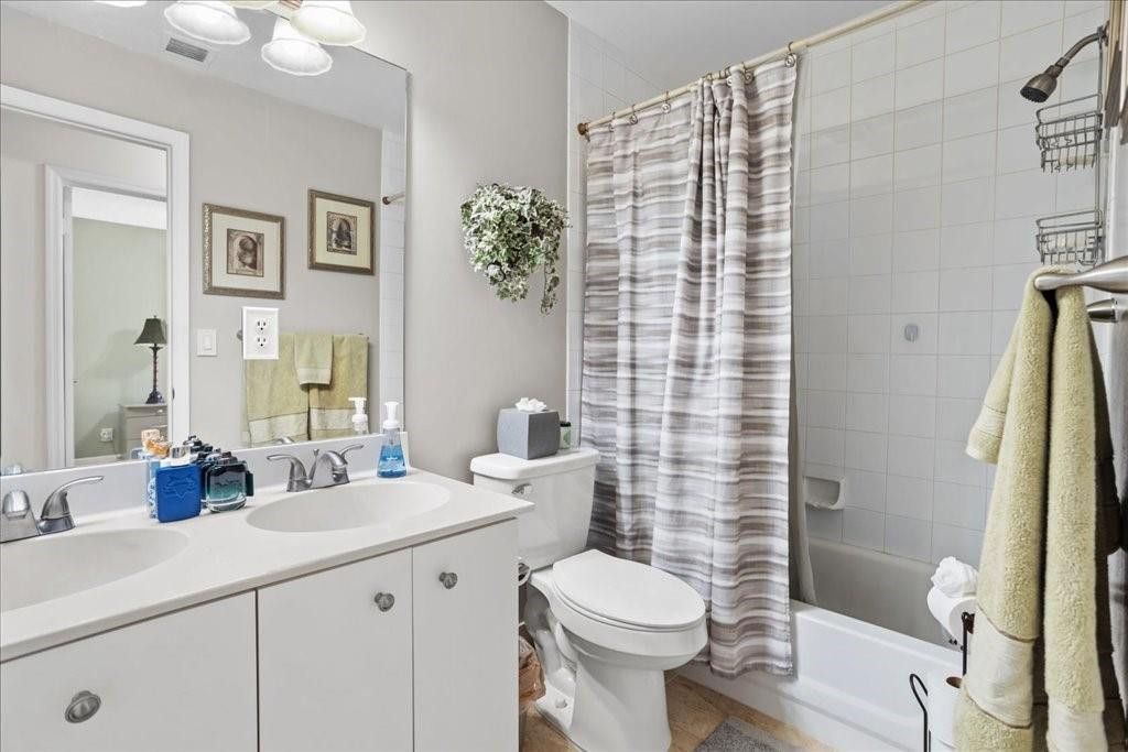 10172 Royal Palm Boulevard, Unit 707-7, Coral Springs, FL 33065 Photo